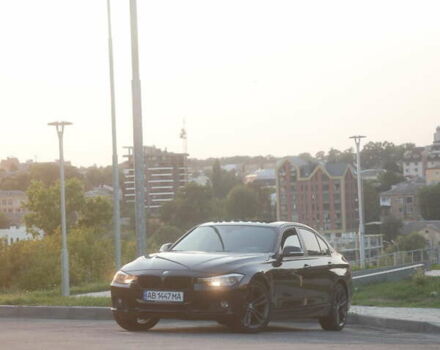 Черный БМВ 3 Серия, объемом двигателя 2 л и пробегом 175 тыс. км за 12500 $, фото 6 на Automoto.ua