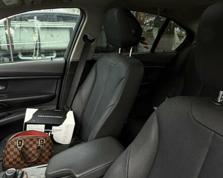 Чорний БМВ 3 Серія, об'ємом двигуна 2 л та пробігом 190 тис. км за 11500 $, фото 13 на Automoto.ua