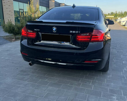 Черный БМВ 3 Серия, объемом двигателя 2 л и пробегом 210 тыс. км за 12499 $, фото 1 на Automoto.ua