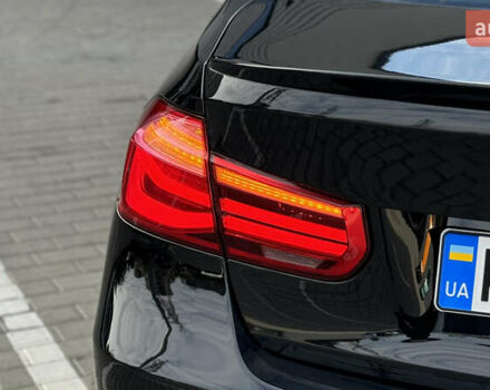 Черный БМВ 3 Серия, объемом двигателя 2.98 л и пробегом 145 тыс. км за 20000 $, фото 11 на Automoto.ua