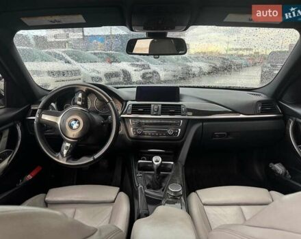 Чорний БМВ 3 Серія, об'ємом двигуна 3 л та пробігом 295 тис. км за 15630 $, фото 12 на Automoto.ua