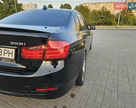 Черный БМВ 3 Серия, объемом двигателя 2 л и пробегом 184 тыс. км за 15000 $, фото 4 на Automoto.ua