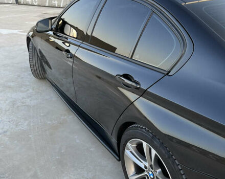 Черный БМВ 3 Серия, объемом двигателя 2 л и пробегом 220 тыс. км за 16300 $, фото 8 на Automoto.ua