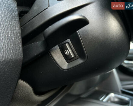 Черный БМВ 3 Серия, объемом двигателя 2 л и пробегом 167 тыс. км за 11999 $, фото 11 на Automoto.ua