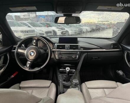 Чорний БМВ 3 Серія, об'ємом двигуна 3 л та пробігом 295 тис. км за 15630 $, фото 12 на Automoto.ua