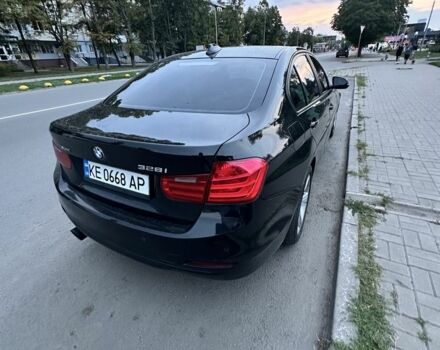 БМВ 3 Серия 2013 в Павлограде на Automoto.ua Черный БМВ 3 Серия, объемом двигателя 2 л и пробегом 244 тыс. км за 10000 $, фото 7 на Automoto.ua