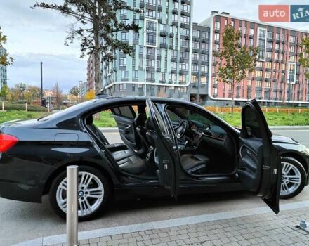 БМВ 3 Серия 2013 в Киеве на Automoto.ua Черный БМВ 3 Серия, объемом двигателя 2 л и пробегом 162 тыс. км за 10990 $, фото 25 на Automoto.ua