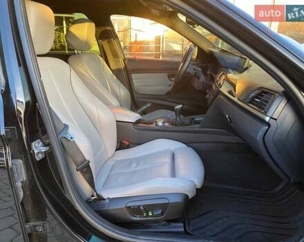 Черный БМВ 3 Серия, объемом двигателя 2.98 л и пробегом 295 тыс. км за 15100 $, фото 24 на Automoto.ua