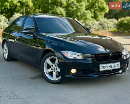 Чорний БМВ 3 Серія, об'ємом двигуна 2 л та пробігом 148 тис. км за 12800 $, фото 2 на Automoto.ua