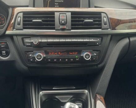 БМВ 3 Серия 2013 в Киеве на Automoto.ua Черный БМВ 3 Серия, объемом двигателя 2 л и пробегом 215 тыс. км за 12500 $, фото 11 на Automoto.ua