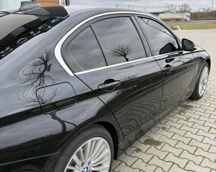 Черный БМВ 3 Серия, объемом двигателя 2 л и пробегом 110 тыс. км за 12000 $, фото 5 на Automoto.ua