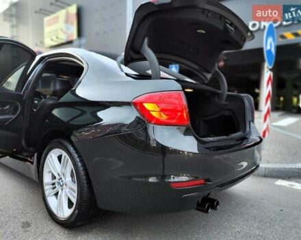 БМВ 3 Серия 2013 в Киеве на Automoto.ua Черный БМВ 3 Серия, объемом двигателя 2 л и пробегом 162 тыс. км за 10990 $, фото 14 на Automoto.ua