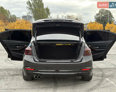 БМВ 3 Серия 2013 в Запорожье на Automoto.ua Черный БМВ 3 Серия, объемом двигателя 2 л и пробегом 164 тыс. км за 13999 $, фото 10 на Automoto.ua