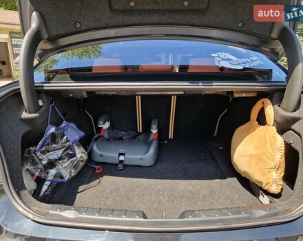 Чорний БМВ 3 Серія, об'ємом двигуна 2 л та пробігом 171 тис. км за 12999 $, фото 27 на Automoto.ua