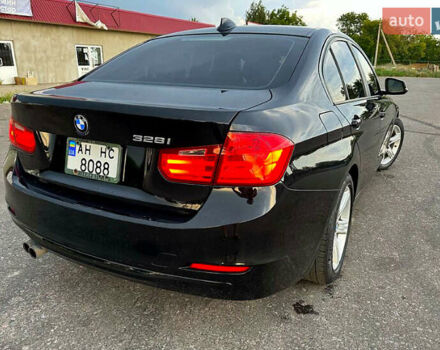 Черный БМВ 3 Серия, объемом двигателя 2 л и пробегом 211 тыс. км за 10000 $, фото 5 на Automoto.ua