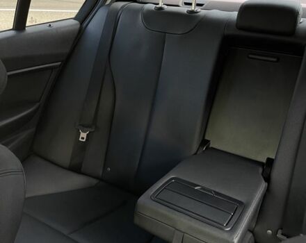 Черный БМВ 3 Серия, объемом двигателя 2 л и пробегом 200 тыс. км за 11700 $, фото 7 на Automoto.ua