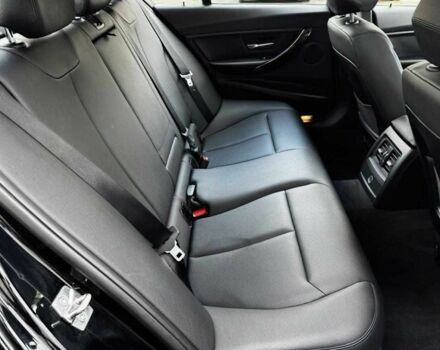 Чорний БМВ 3 Серія, об'ємом двигуна 2 л та пробігом 90 тис. км за 2100 $, фото 13 на Automoto.ua