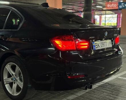 Чорний БМВ 3 Серія, об'ємом двигуна 2 л та пробігом 241 тис. км за 12490 $, фото 5 на Automoto.ua