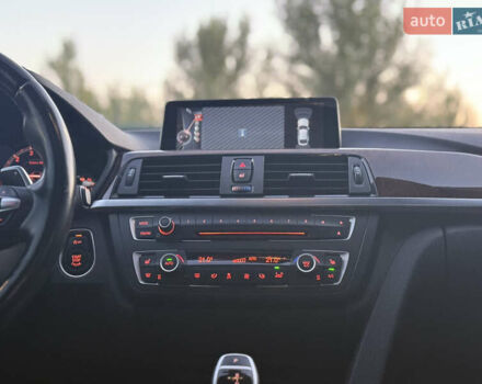 БМВ 3 Серия 2014 в Киеве на Automoto.ua Черный БМВ 3 Серия, объемом двигателя 2 л и пробегом 137 тыс. км за 16950 $, фото 29 на Automoto.ua