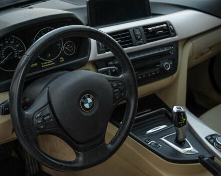 Черный БМВ 3 Серия, объемом двигателя 2 л и пробегом 170 тыс. км за 15850 $, фото 5 на Automoto.ua