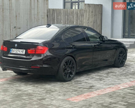 БМВ 3 Серия 2015 в Черкассах на Automoto.ua Черный БМВ 3 Серия, объемом двигателя 2 л и пробегом 147 тыс. км за 14999 $, фото 8 на Automoto.ua