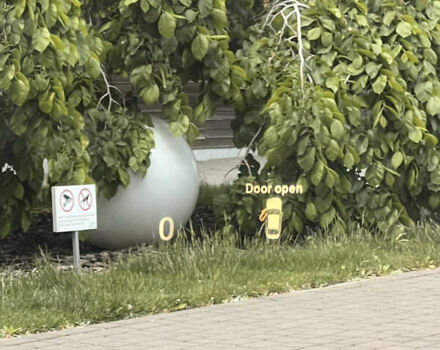 Чорний БМВ 3 Серія, об'ємом двигуна 2 л та пробігом 169 тис. км за 12500 $, фото 21 на Automoto.ua