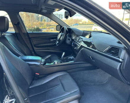 Черный БМВ 3 Серия, объемом двигателя 2 л и пробегом 213 тыс. км за 12500 $, фото 8 на Automoto.ua