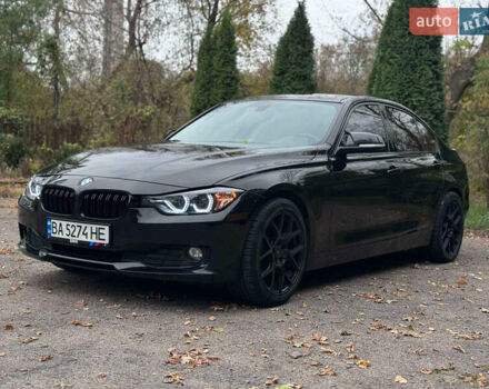 БМВ 3 Серия 2015 в Черкассах на Automoto.ua Черный БМВ 3 Серия, объемом двигателя 2 л и пробегом 147 тыс. км за 14999 $, фото 13 на Automoto.ua
