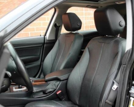 Черный БМВ 3 Серия, объемом двигателя 2 л и пробегом 74 тыс. км за 2300 $, фото 6 на Automoto.ua