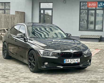 БМВ 3 Серия 2015 в Черкассах на Automoto.ua Черный БМВ 3 Серия, объемом двигателя 2 л и пробегом 147 тыс. км за 14999 $, фото 3 на Automoto.ua