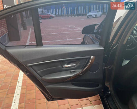 Чорний БМВ 3 Серія, об'ємом двигуна 2 л та пробігом 165 тис. км за 14700 $, фото 11 на Automoto.ua