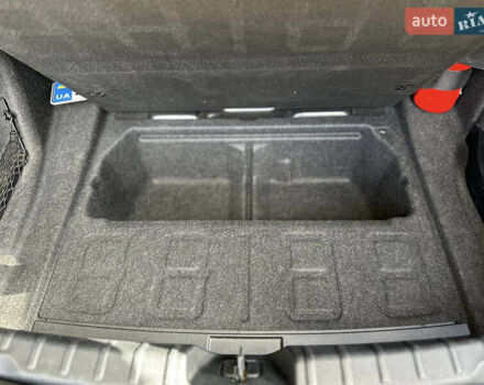 Черный БМВ 3 Серия, объемом двигателя 2 л и пробегом 285 тыс. км за 15300 $, фото 78 на Automoto.ua