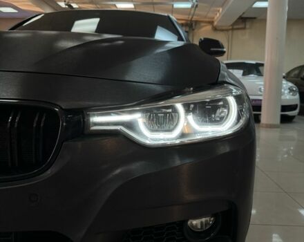 Черный БМВ 3 Серия, объемом двигателя 3 л и пробегом 145 тыс. км за 23500 $, фото 2 на Automoto.ua