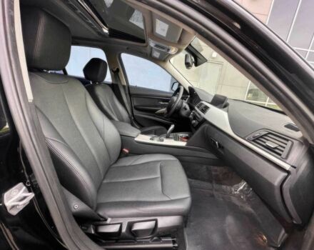 Черный БМВ 3 Серия, объемом двигателя 2 л и пробегом 78 тыс. км за 7960 $, фото 8 на Automoto.ua