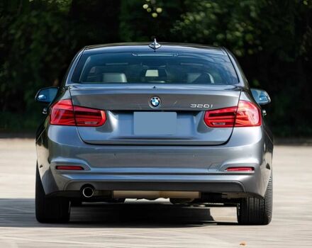 Черный БМВ 3 Серия, объемом двигателя 2 л и пробегом 72 тыс. км за 10000 $, фото 4 на Automoto.ua