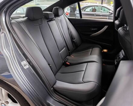 Черный БМВ 3 Серия, объемом двигателя 2 л и пробегом 72 тыс. км за 10000 $, фото 13 на Automoto.ua