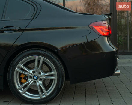 Черный БМВ 3 Серия, объемом двигателя 2 л и пробегом 110 тыс. км за 21650 $, фото 14 на Automoto.ua