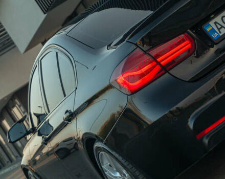 Черный БМВ 3 Серия, объемом двигателя 2 л и пробегом 110 тыс. км за 21650 $, фото 17 на Automoto.ua