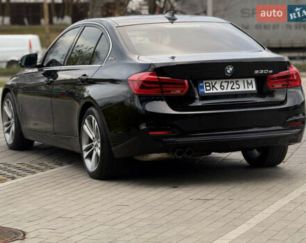 Черный БМВ 3 Серия, объемом двигателя 2 л и пробегом 82 тыс. км за 19700 $, фото 5 на Automoto.ua