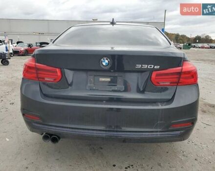 Черный БМВ 3 Серия, объемом двигателя 2 л и пробегом 136 тыс. км за 3900 $, фото 5 на Automoto.ua