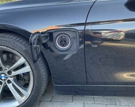 Чорний БМВ 3 Серія, об'ємом двигуна 2 л та пробігом 120 тис. км за 12500 $, фото 17 на Automoto.ua