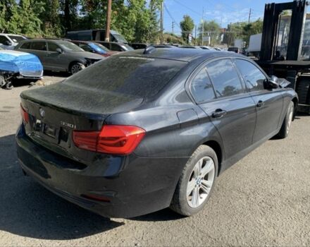 Черный БМВ 3 Серия, объемом двигателя 2 л и пробегом 104 тыс. км за 12000 $, фото 4 на Automoto.ua