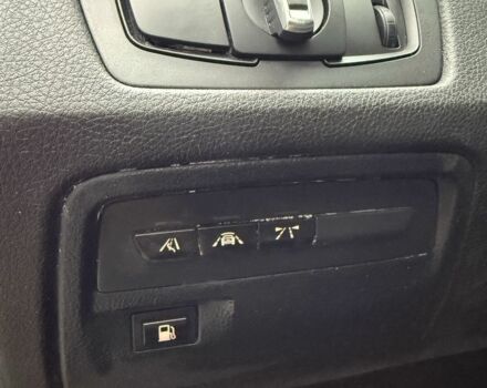 Черный БМВ 3 Серия, объемом двигателя 2 л и пробегом 136 тыс. км за 9800 $, фото 11 на Automoto.ua