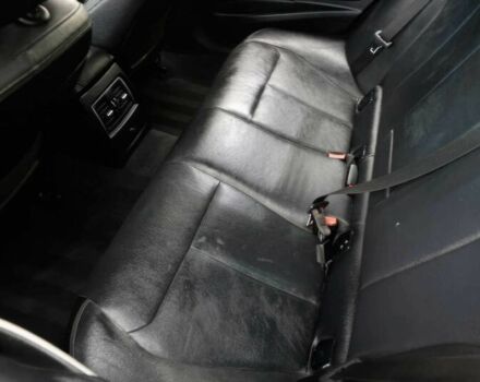 Чорний БМВ 3 Серія, об'ємом двигуна 3 л та пробігом 59 тис. км за 19200 $, фото 10 на Automoto.ua