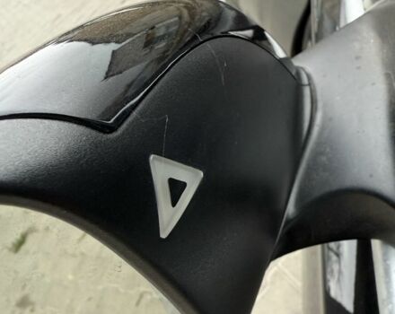 Черный БМВ 3 Серия, объемом двигателя 2 л и пробегом 136 тыс. км за 9800 $, фото 10 на Automoto.ua