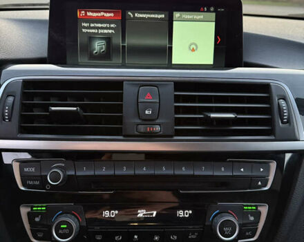 Черный БМВ 3 Серия, объемом двигателя 2 л и пробегом 180 тыс. км за 15999 $, фото 25 на Automoto.ua