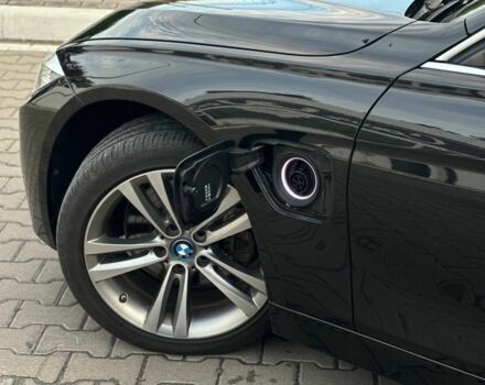 Черный БМВ 3 Серия, объемом двигателя 2 л и пробегом 112 тыс. км за 20500 $, фото 6 на Automoto.ua