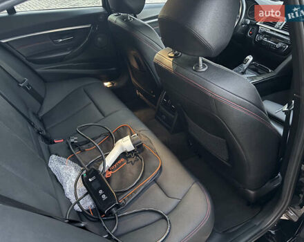 Чорний БМВ 3 Серія, об'ємом двигуна 2 л та пробігом 121 тис. км за 21500 $, фото 23 на Automoto.ua