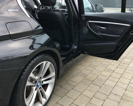 Чорний БМВ 3 Серія, об'ємом двигуна 2 л та пробігом 179 тис. км за 14600 $, фото 11 на Automoto.ua