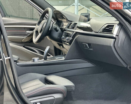 Чорний БМВ 3 Серія, об'ємом двигуна 2 л та пробігом 220 тис. км за 18999 $, фото 33 на Automoto.ua